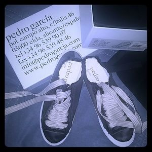 Shari's Place - Pedro Garcia  Parson Sneaker